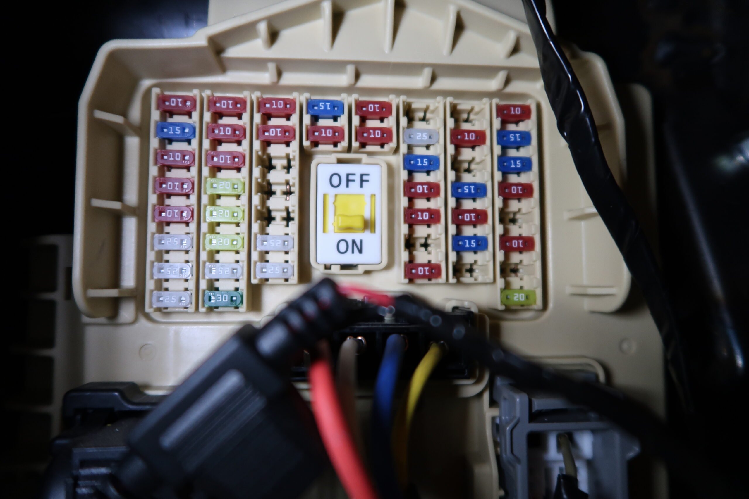 Kia On Off Switch In Fuse Box Hyoundai