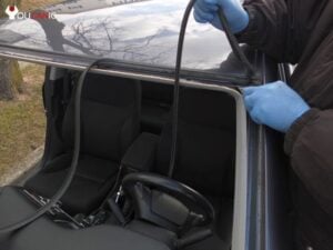How To Change A Car Windshield Yourself