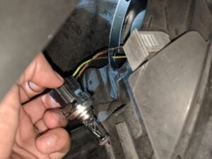 Mercedes-Benz Headlight Fuse Keep Blowing, New Bulb