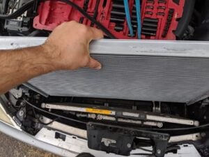 Mercedes-Benz Radiator Replacement Guide