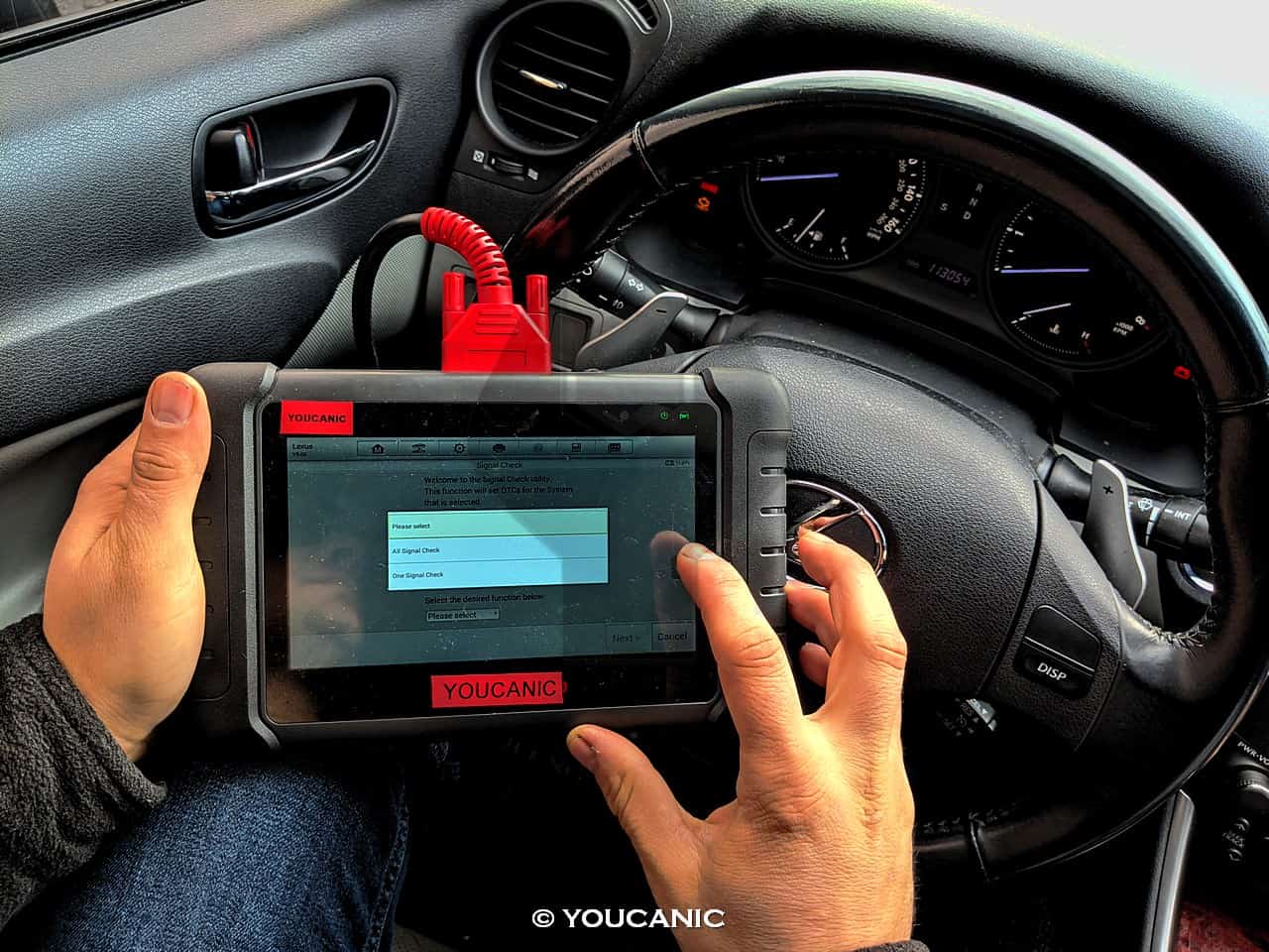 Reading and Clearing Fault Codes on Lexus