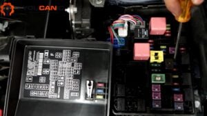 Mitsubishi Fuse Box Locations & Check Blown Fuses
