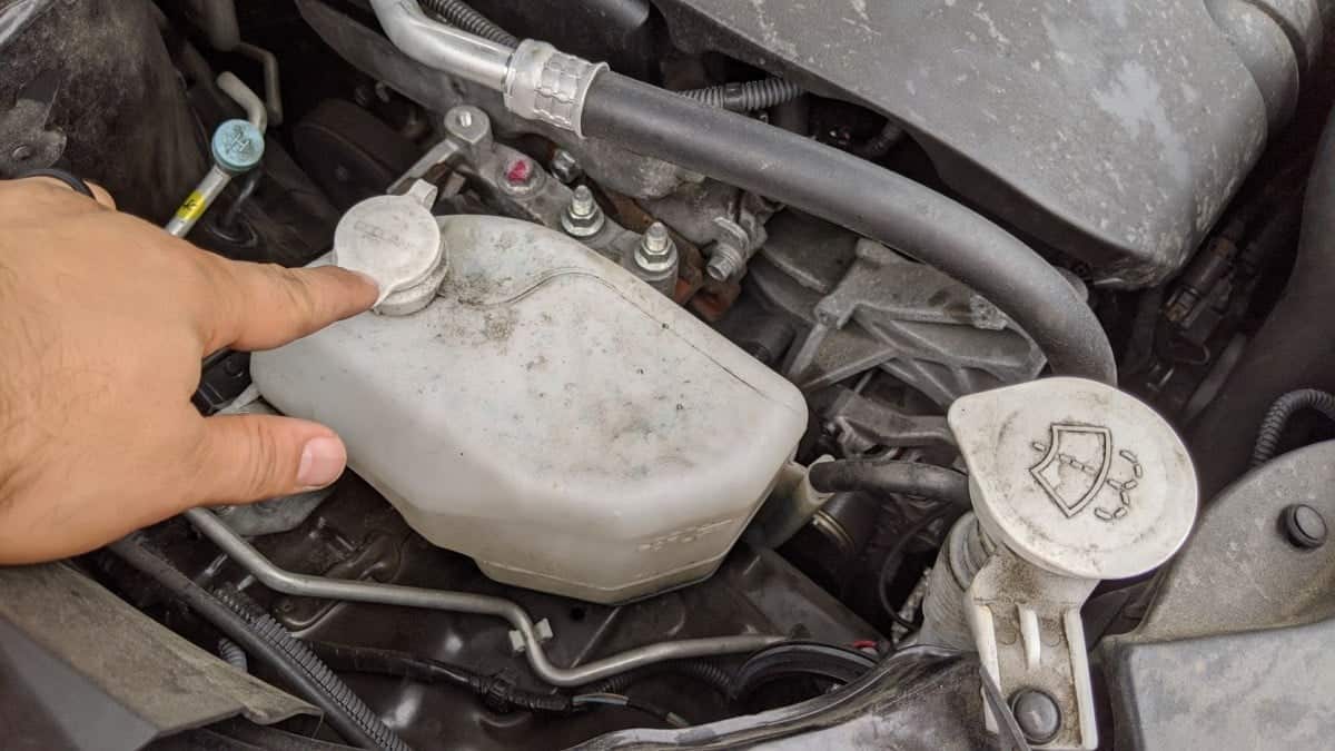 Mitsubishi Check Coolant Level Or Add Antifreeze Mitsubishi Check Coolant Level Or Add Antifreeze