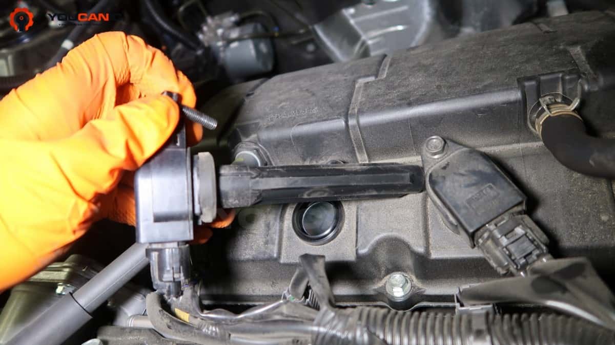 Mitsubishi Outlander Spark Plugs & Ignition Coil Replacement YOUCANIC