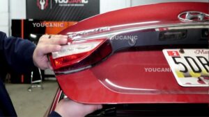 Hyundai Sonata Trunk Lid Tail Light Replacement