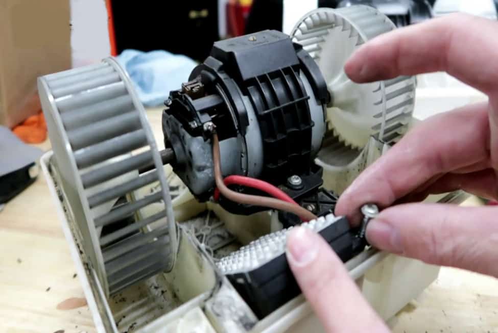 Replacing Mercedes Blower Motor