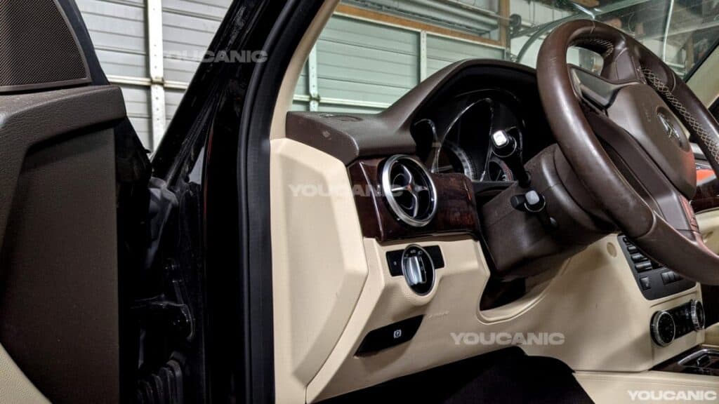 Adjust Steering Wheel Mercedes-Benz