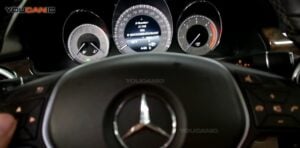 Display The Mercedes-Benz Vin Number On The Dashboard