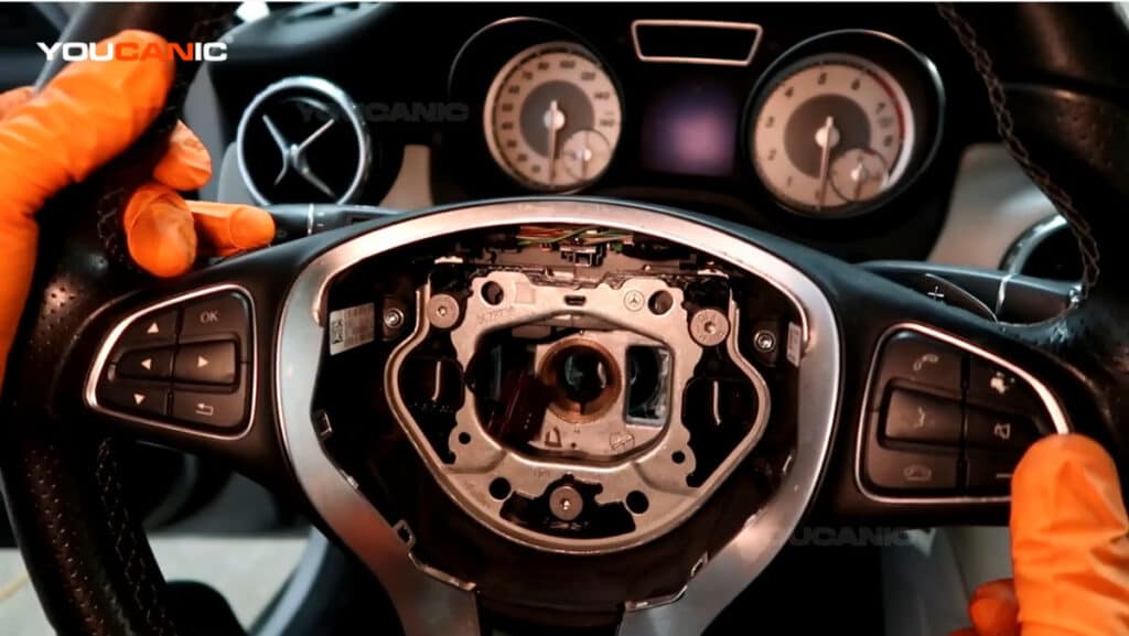 Remove Install Steering Wheel Mercedes-Benz 2014-2019 X156