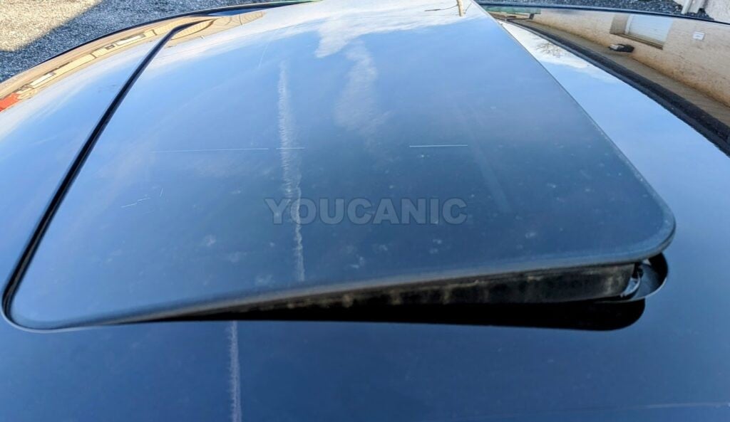sunroof tilted up roof