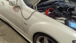 Mercedes-Benz Test Air Suspension Compressor