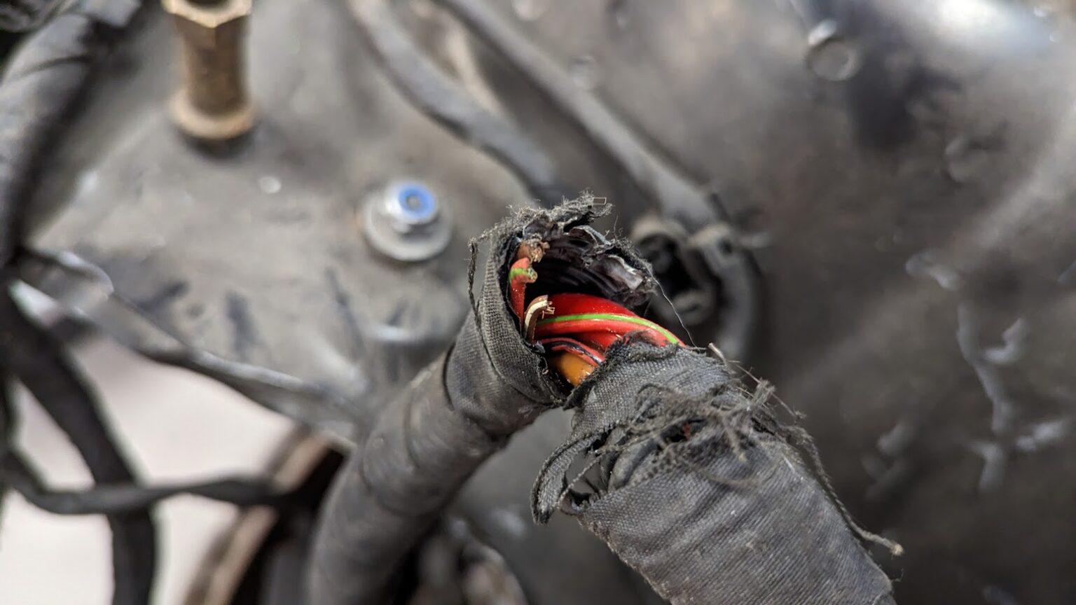 Chrysler Airbag Light Common Causes & How to Fix YOUCANIC