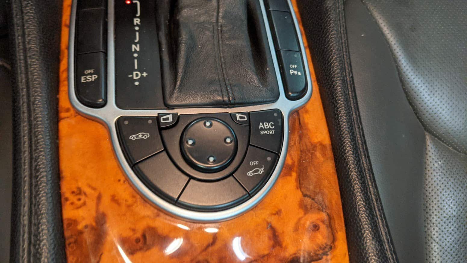 Mercedes R230 Sl Buttons Shifter Convertible - Mercedes Won'T Move When Placed In Drive Reverse