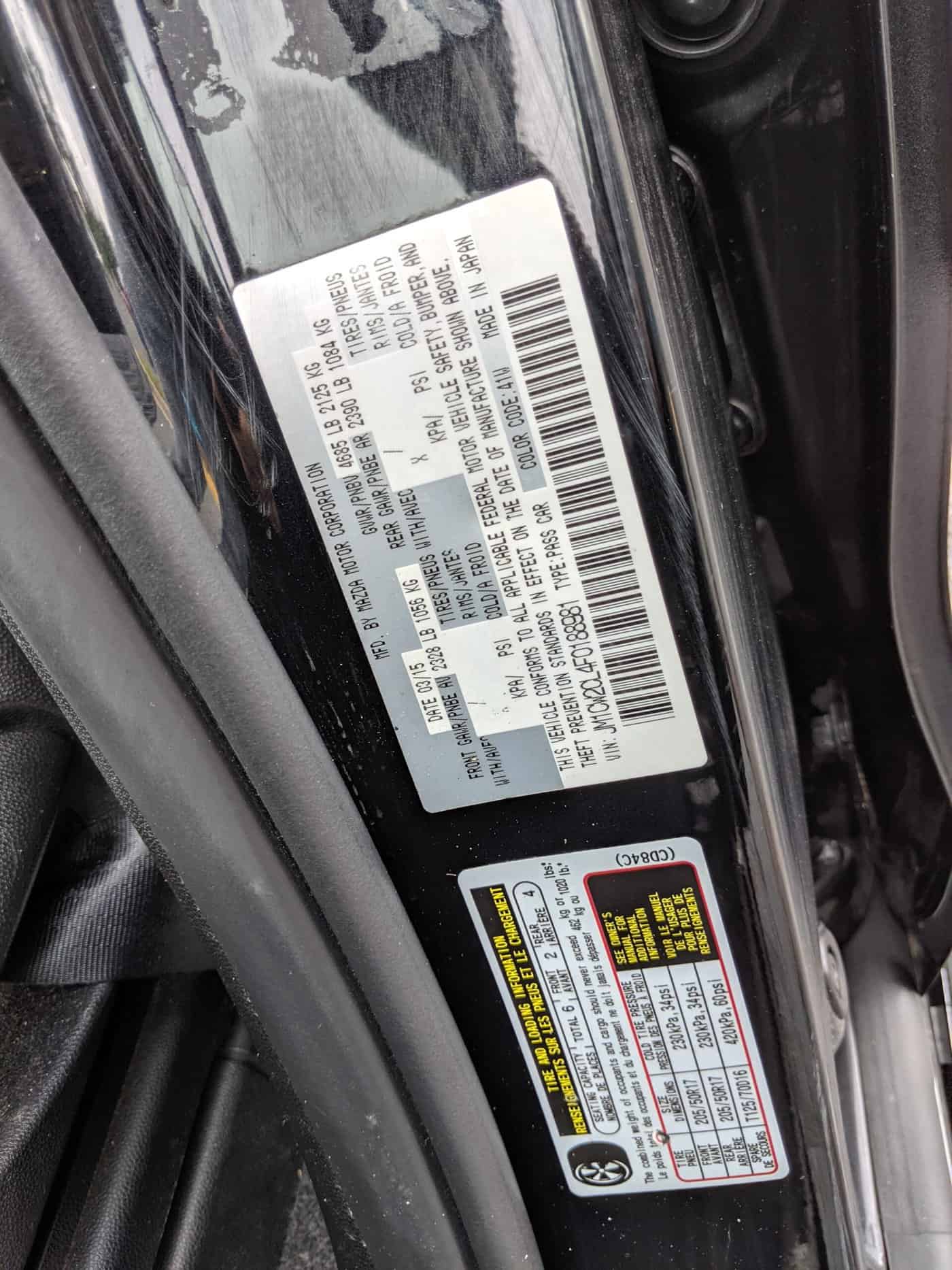 How Do I Know If The Youcanic Scanner Is Right For Me And My Car? 1 Vin And Tpms Tire Pressure Sticker Scaled - How Do I Know If The Youcanic Scanner Is Right For Me And My Car?