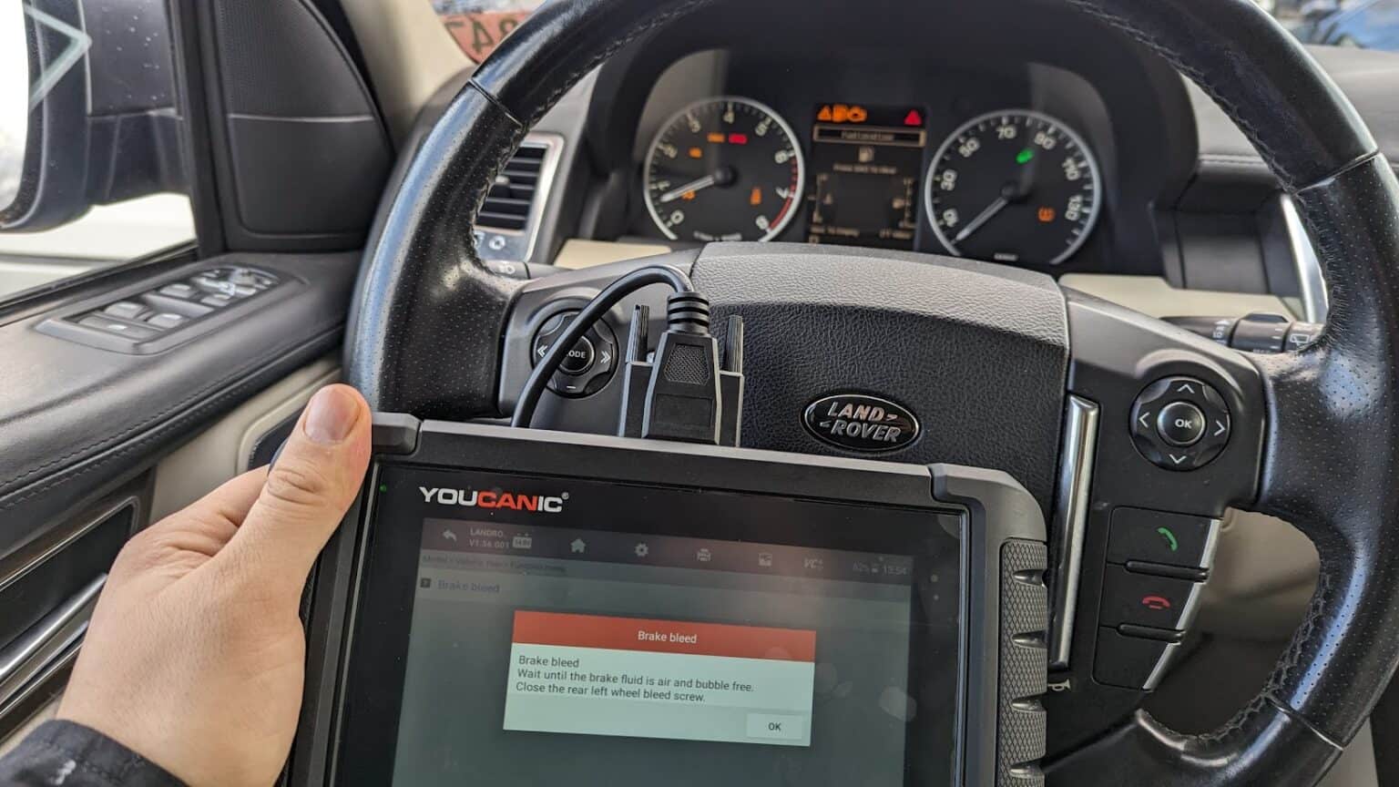 Master Your Land Rover: Quick Guide To Reading & Clearing Fault Codes