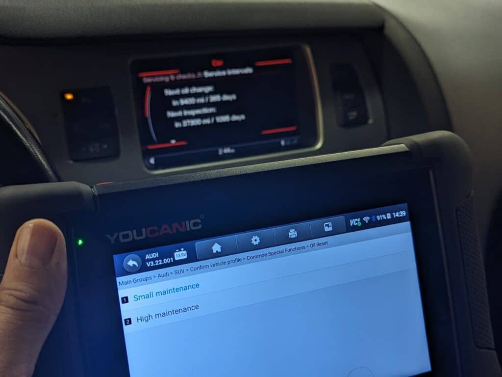 audi reset serive due with youcanic scanner