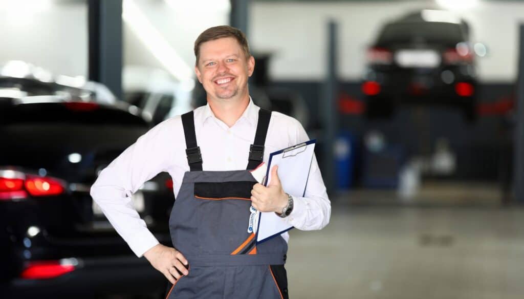 59463976 Laughing Male Mechanic - Youcanic - You Can Be The Mechanic