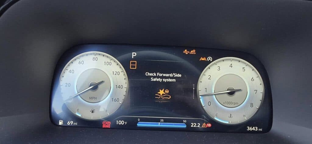 Check Hyundai Forward/Side Safety System As Seen On A Hyundai Dashboard