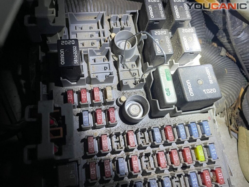 Img 8205 Scaled 1 - Dreadful A/C Issues On A 2004 Chevy Express: Pro Repair &Amp; Troubleshooting Tips