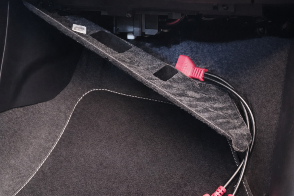 Jeep Renegade B1 Clean 1 - Fca Chrysler Jeep Dodge Fiat Ram Security Gateway Module Location